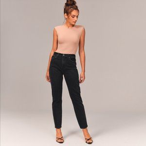 Abercrombie & Fitch High Rise 80s Mom Jeans in Size 24